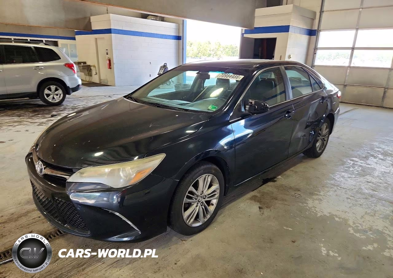 2015 Toyota Camry Se – zdjęcie 1 z 12