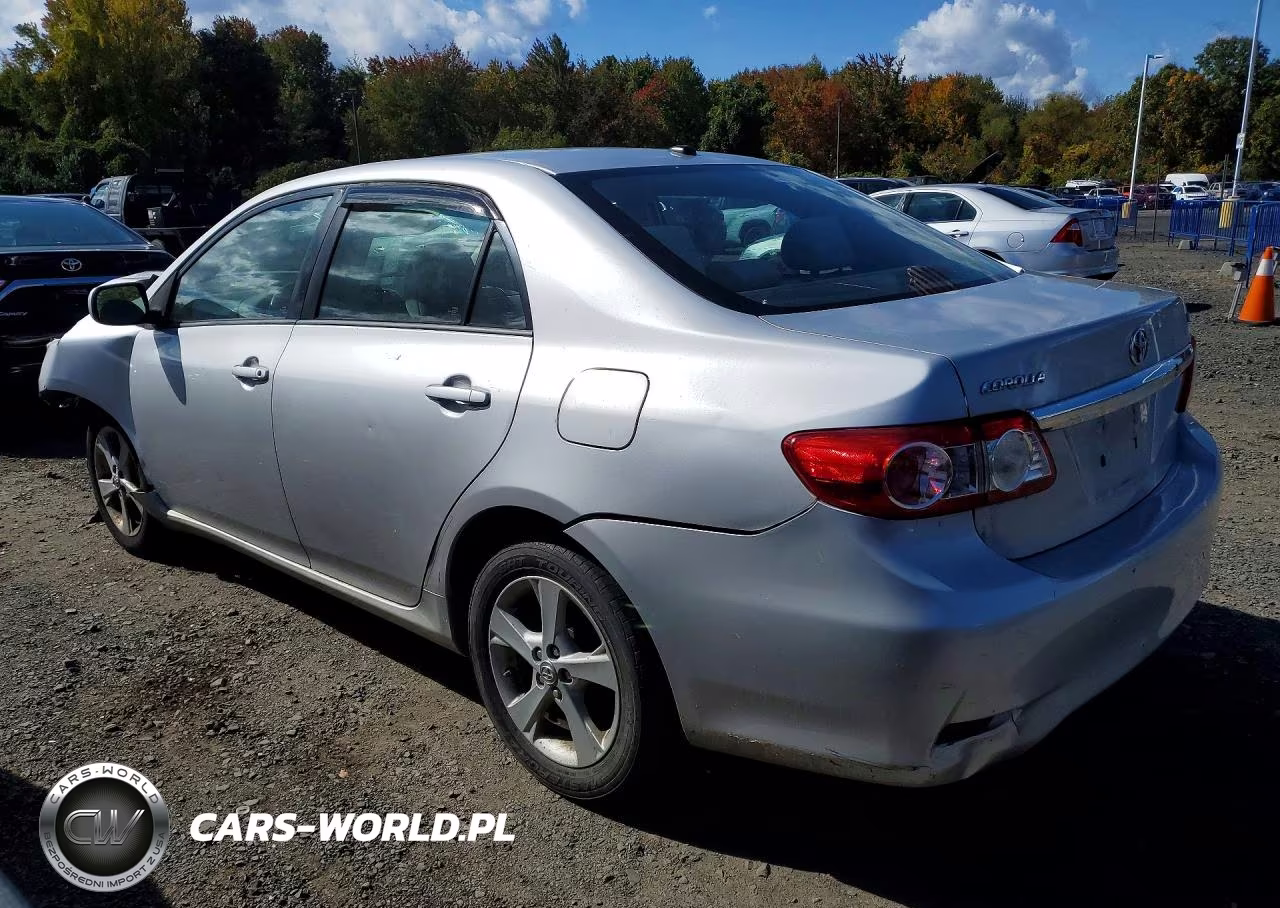 2012 Toyota Corolla Le VIN:2T1BU4EE6CC852677 - 2