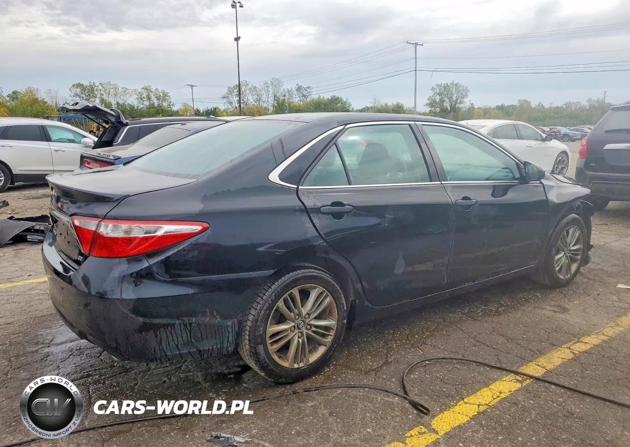 2016 Toyota Camry Se VIN:4T1BF1FKXGU196386 - 3