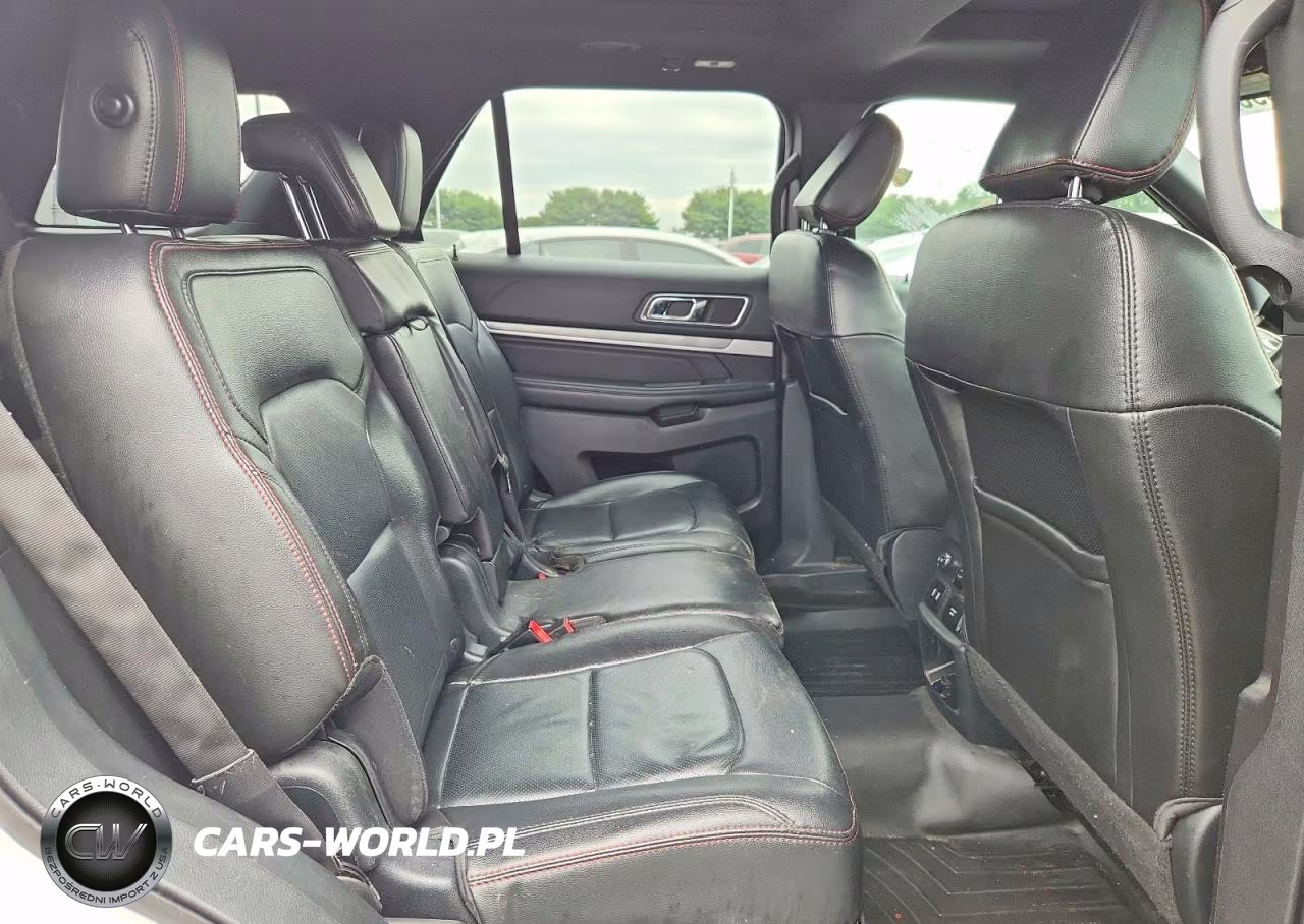 2018 Ford Explorer Sport VIN:1FM5K8GT4JGB37171 - 11