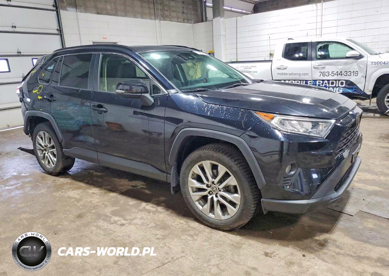 2019 Toyota Rav4 Xle Premium VIN:JTMA1RFV3KD039413 - 4