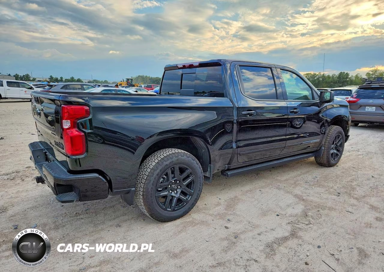 2026 Chevrolet Silverado K1500 High Country VIN:1GCUKJE83TZ367376 - 3