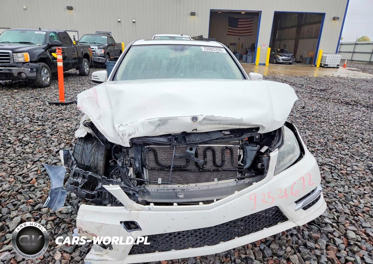 2013 Mercedes-Benz C 300 4Matic VIN:WDDGF8AB7DA822456 - 5