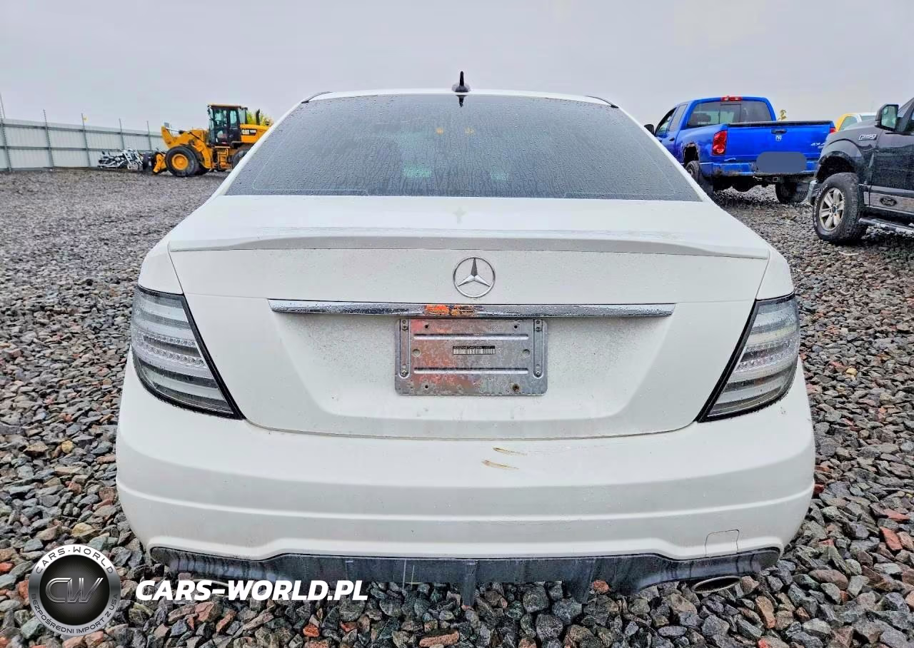 2013 Mercedes-Benz C 300 4Matic VIN:WDDGF8AB7DA822456 - 6