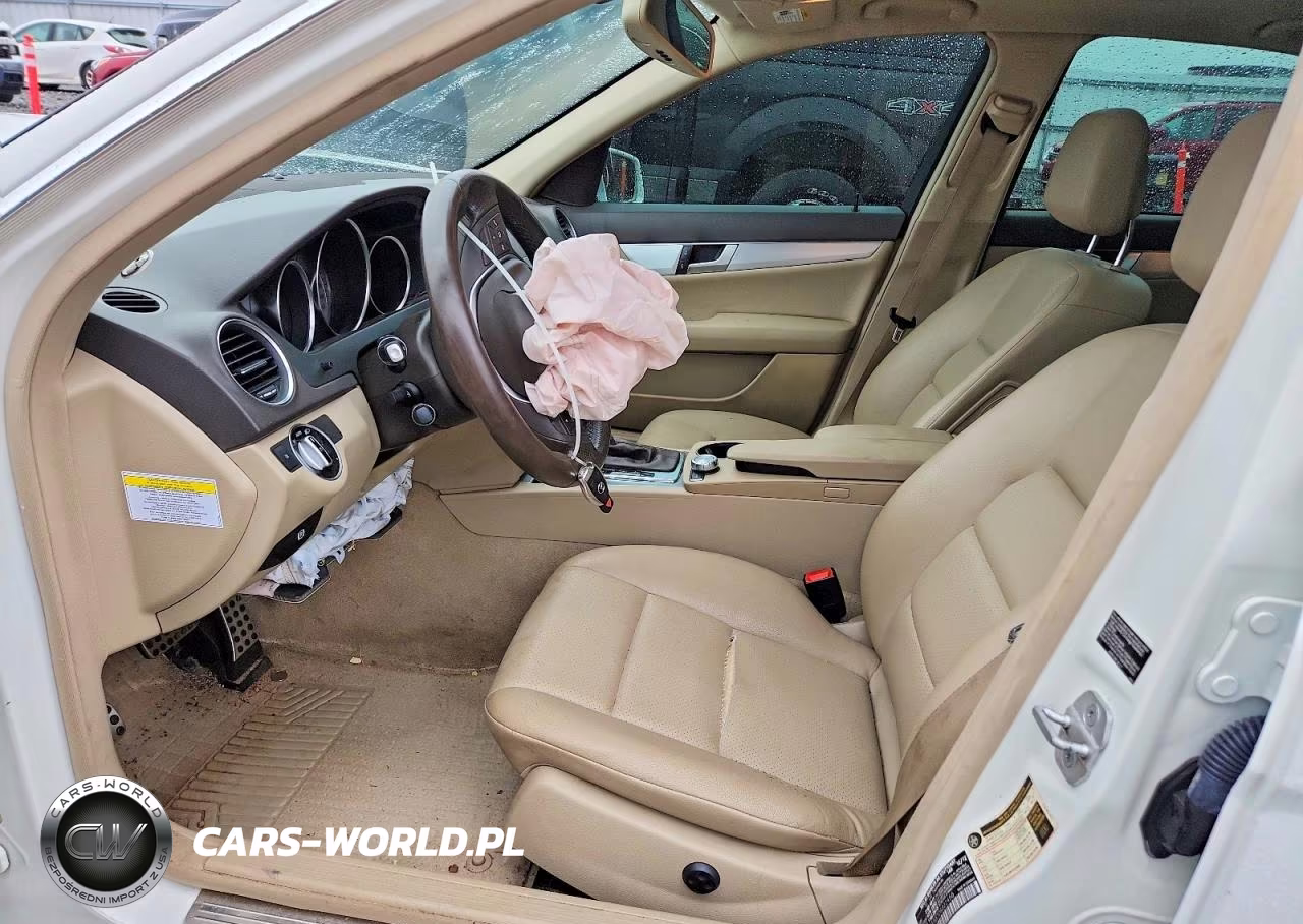 2013 Mercedes-Benz C 300 4Matic VIN:WDDGF8AB7DA822456 - 7