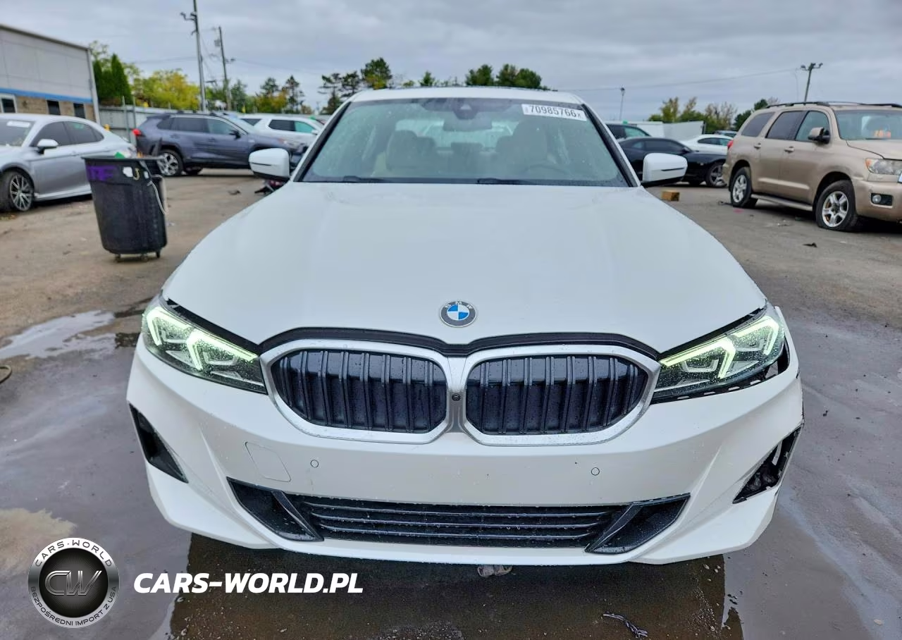 2025 BMW 330Xi VIN:3MW89CW06S8F65702 - 5