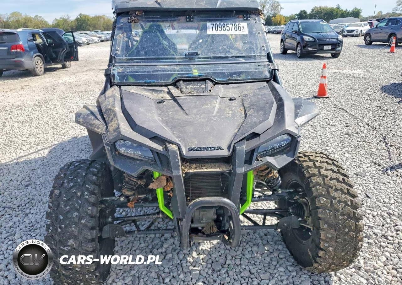2021 Honda Sxs1000S Utility Vehicle VIN:1HFVE06A1M4102239 - 9