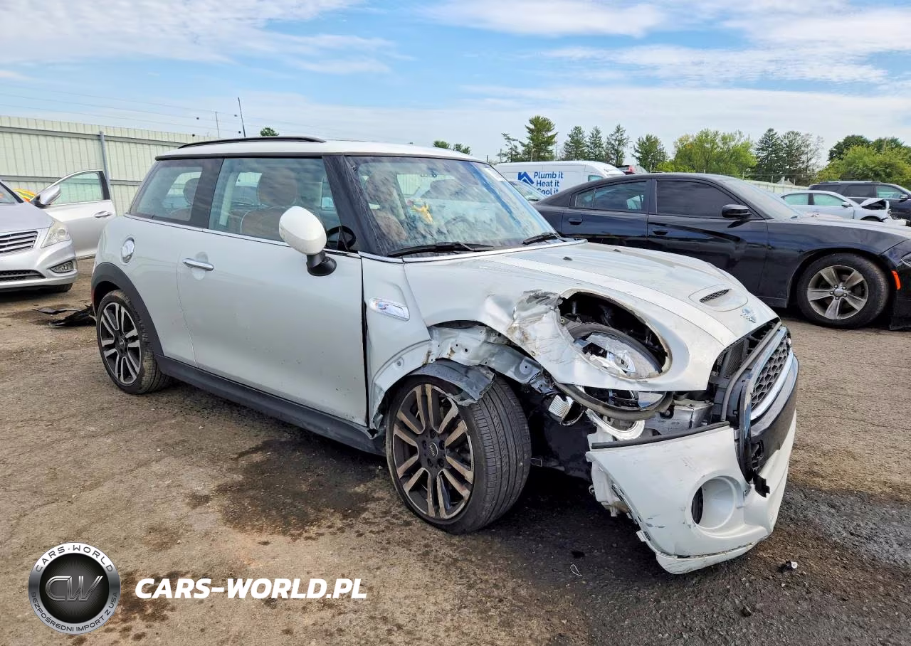 2021 Mini Cooper S VIN:WMWXR5C0XM2N54974 - 4