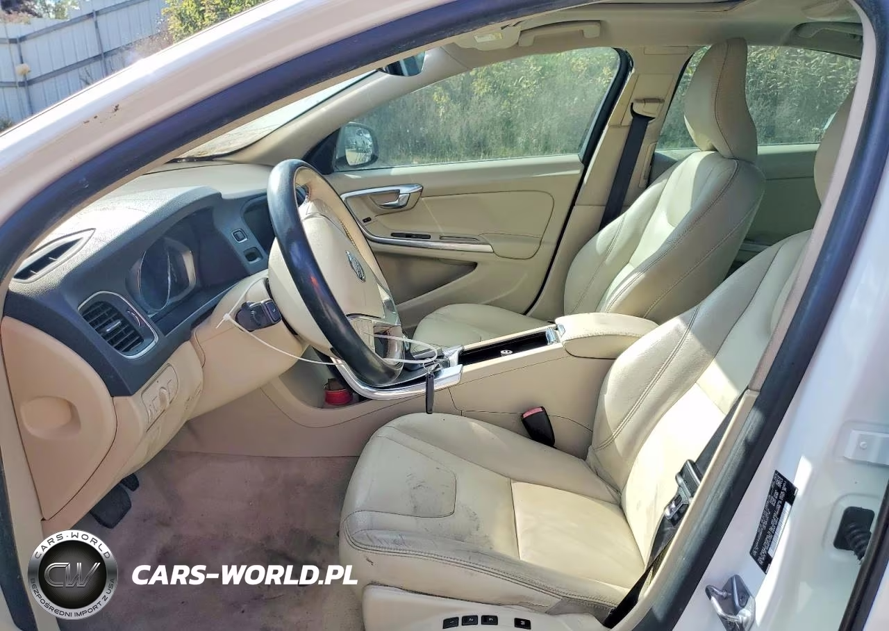 2015 Volvo S60 Premier VIN:YV140MFK4F2366276 - 7