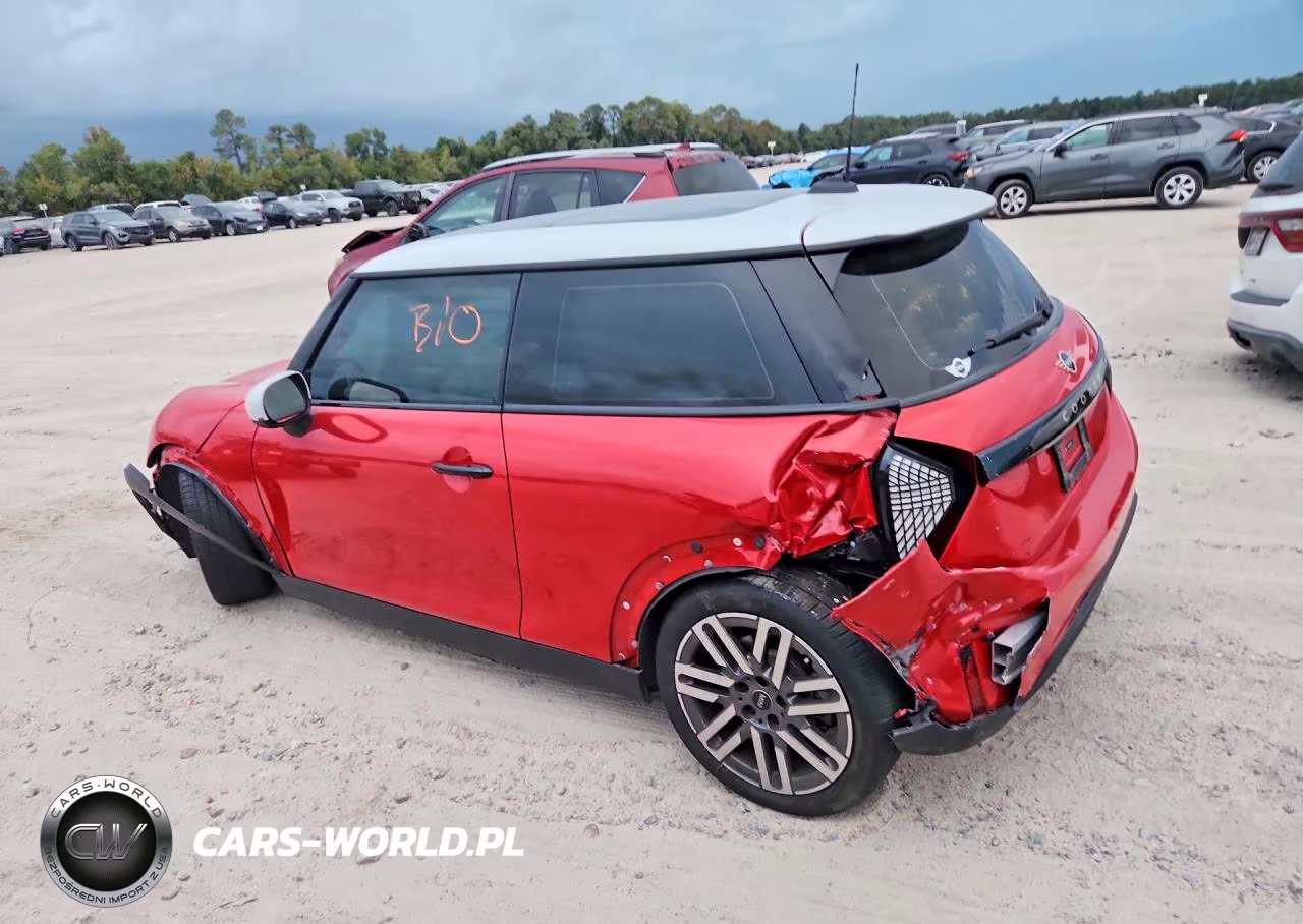 2025 Mini Cooper Base VIN:WMW13GD07S2W34652 - 2