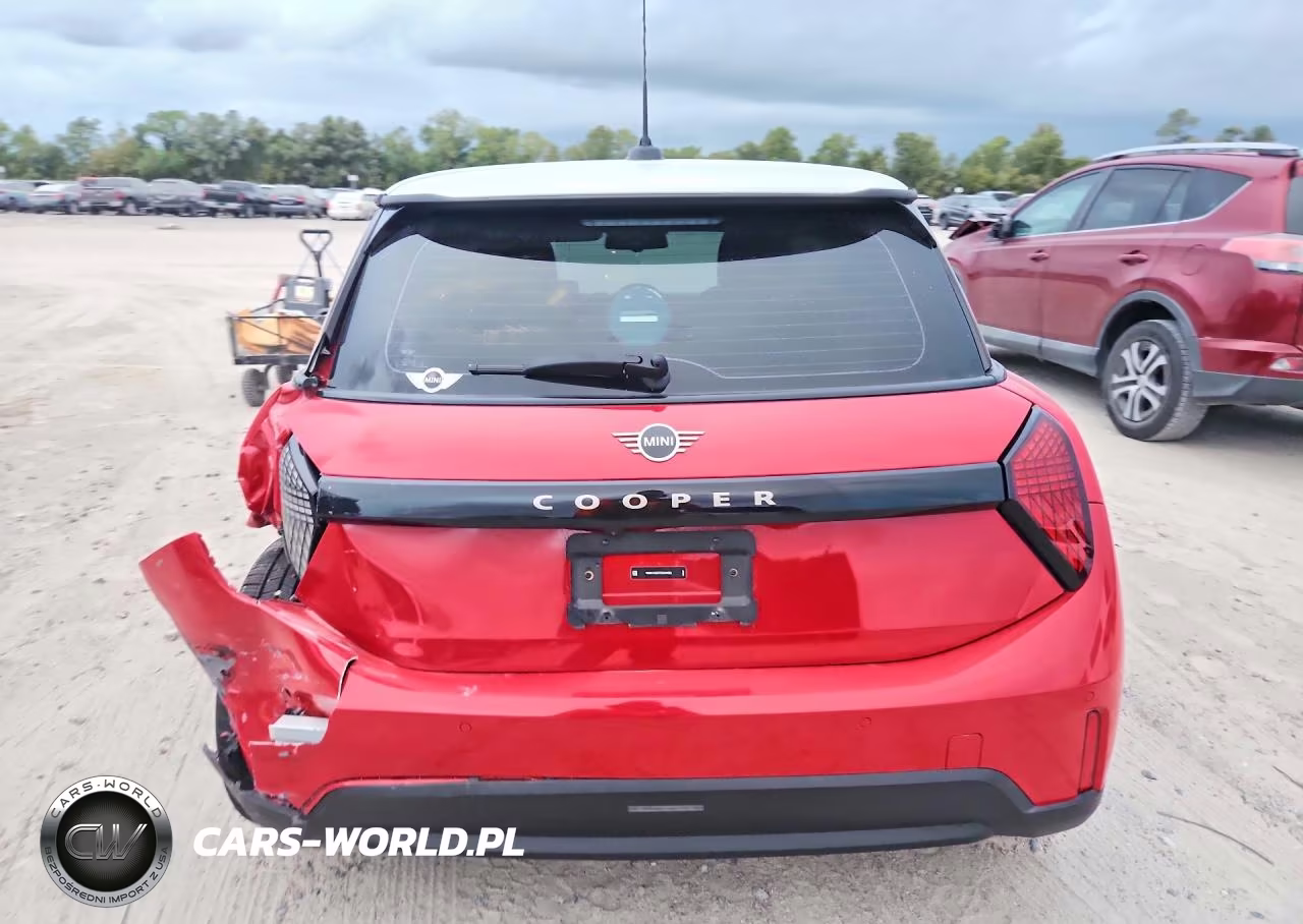2025 Mini Cooper Base VIN:WMW13GD07S2W34652 - 6