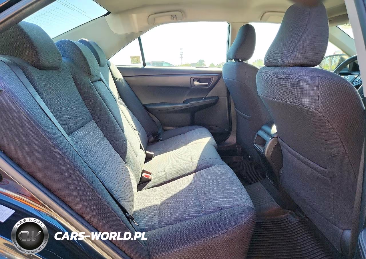 2017 Toyota Camry Le VIN:4T1BF1FK8HU271507 - 10