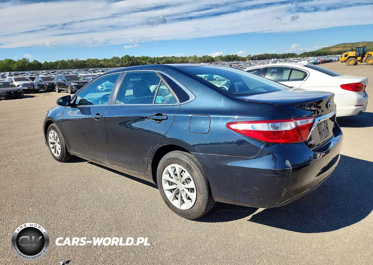 2017 Toyota Camry Le VIN:4T1BF1FK8HU271507 - 2