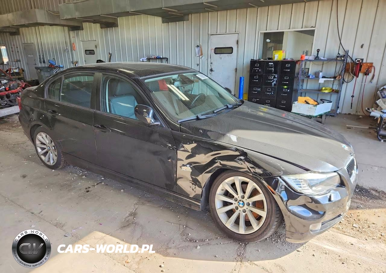 2009 BMW 328 Xi VIN:WBAPK73509A455086 - 4