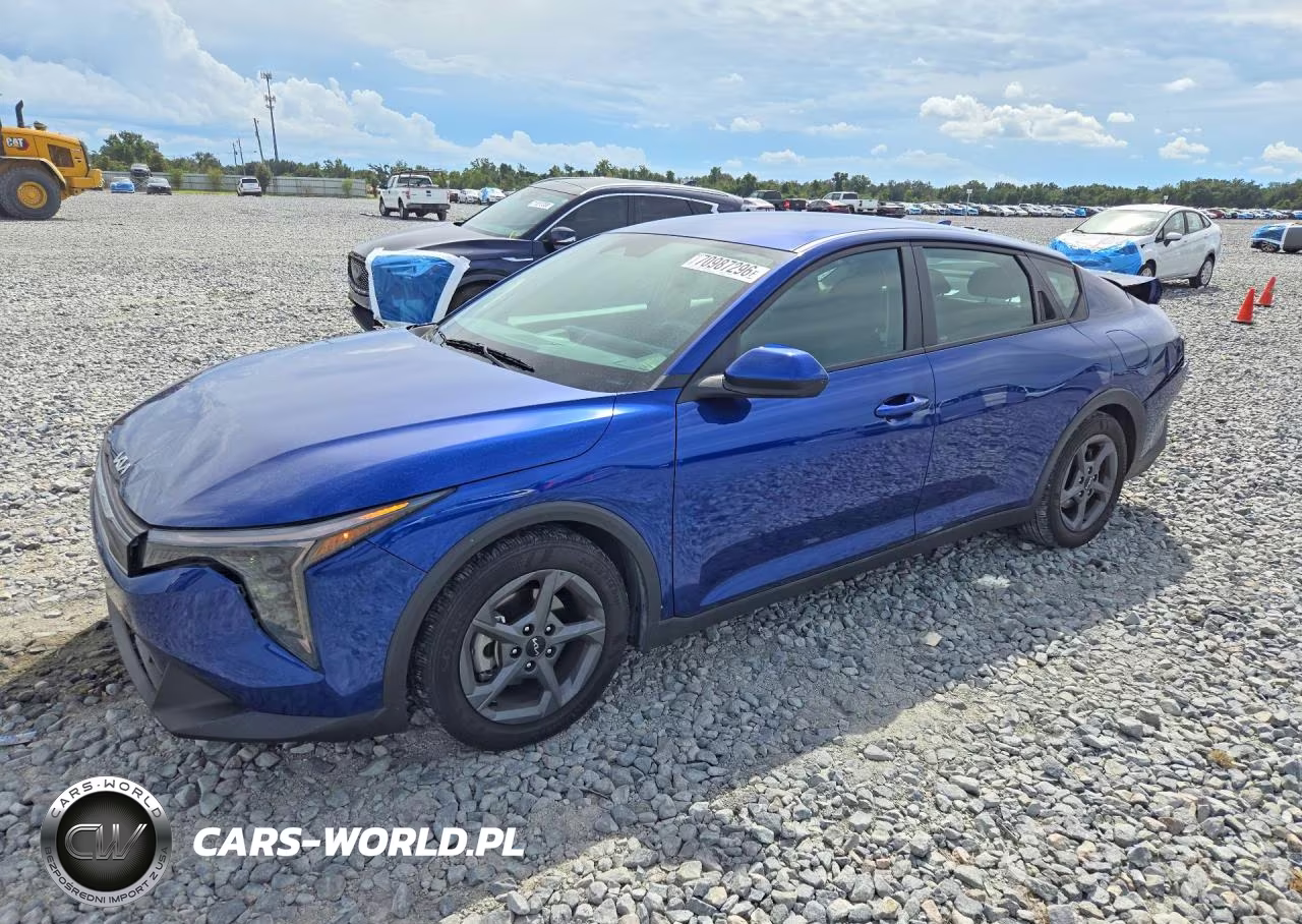 2025 Kia K4 Lxs VIN:3KPFT4DE6SE187981 - 1