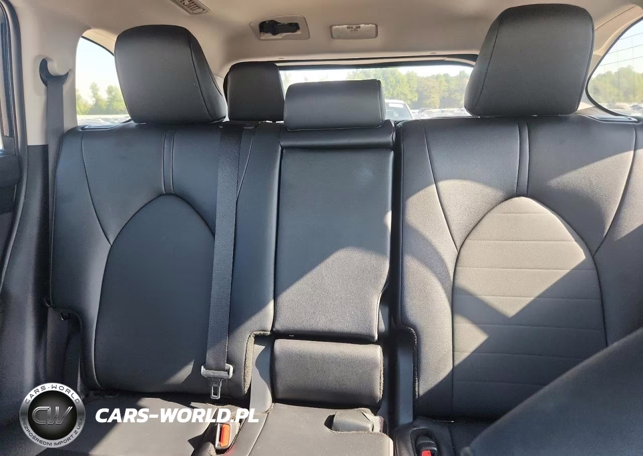 2026 Toyota Highlander Xle VIN:5TDKDRBH4TS600333 - 10