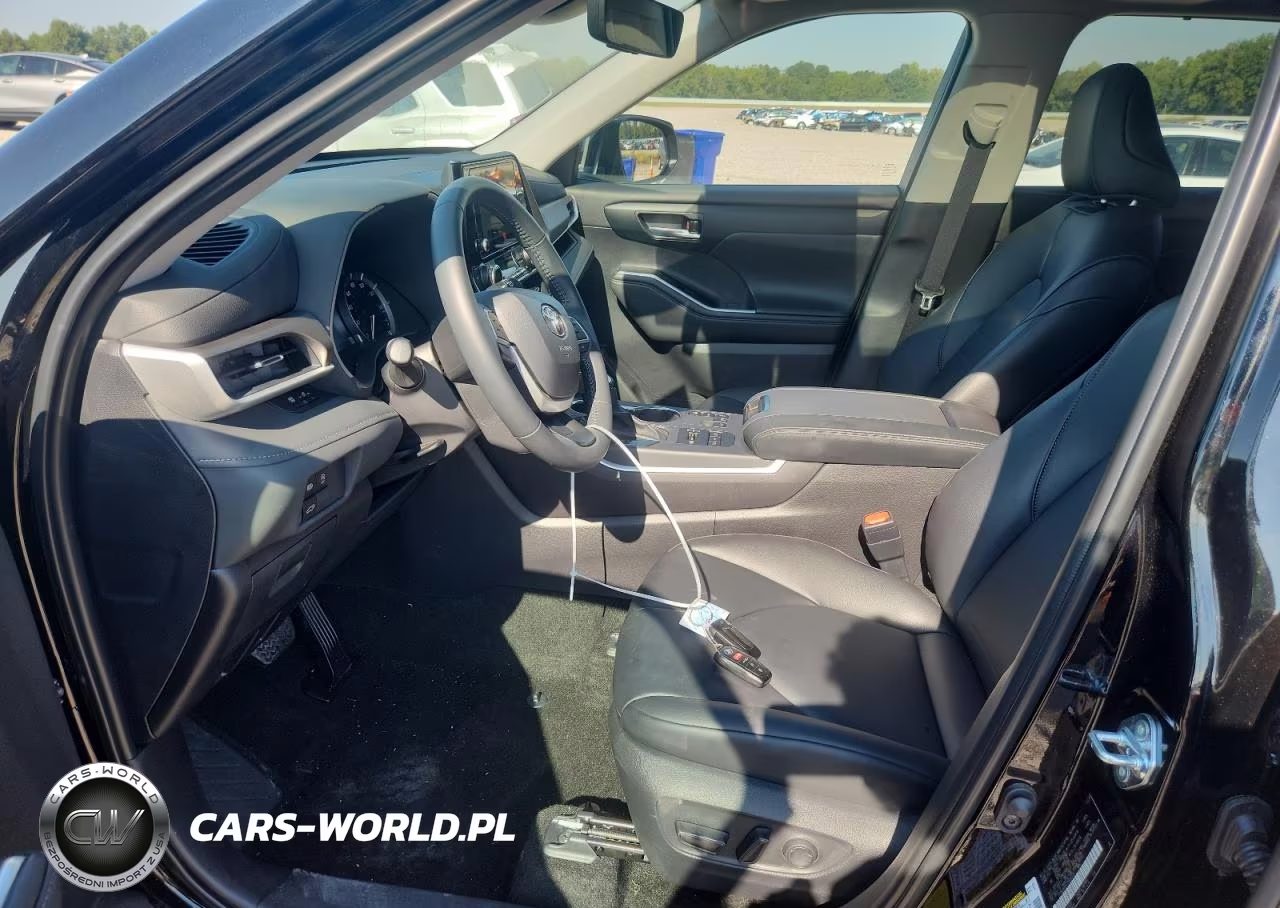 2026 Toyota Highlander Xle VIN:5TDKDRBH4TS600333 - 7