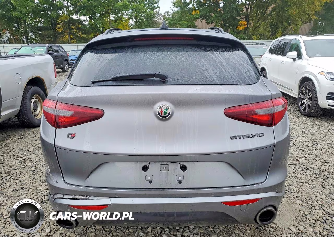 2021 Alfa Romeo Stelvio Ti VIN:ZASPAKBN6M7D09458 - 6