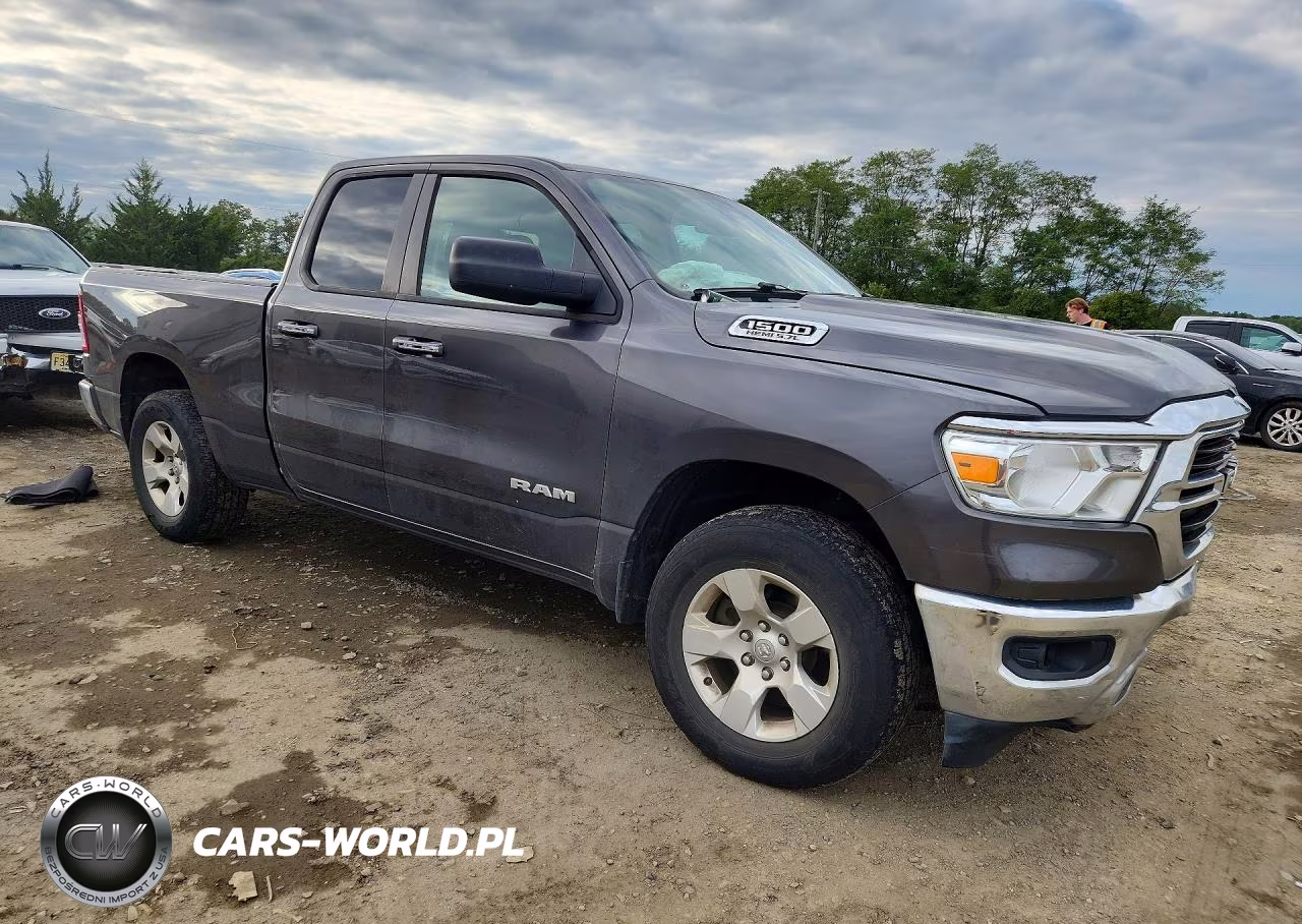2020 Ram 1500 Big Horn-Lone Star VIN:1C6SRFBT8LN215312 - 4