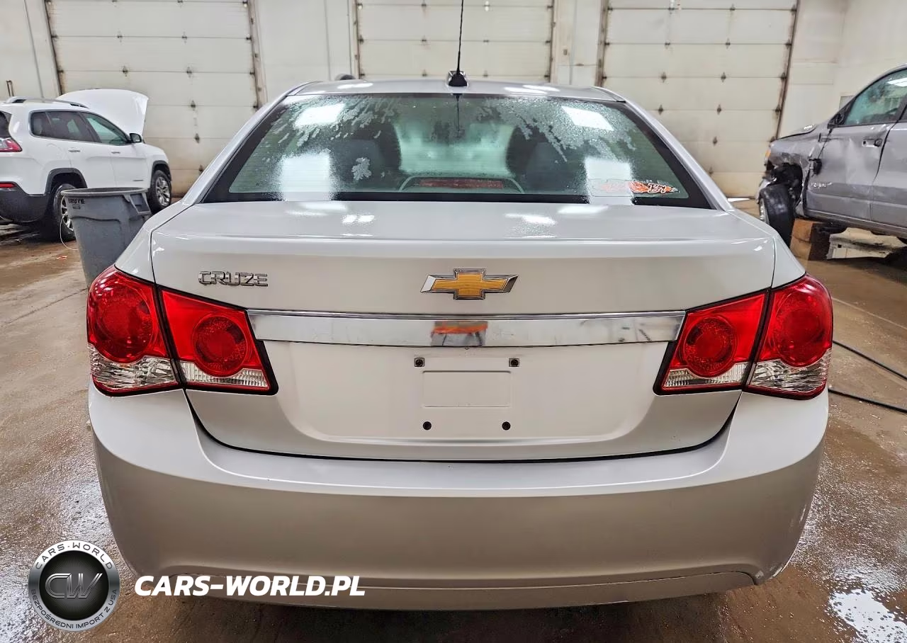 2016 Chevrolet Cruze Limited Ls VIN:1G1PC5SH1G7206217 - 6
