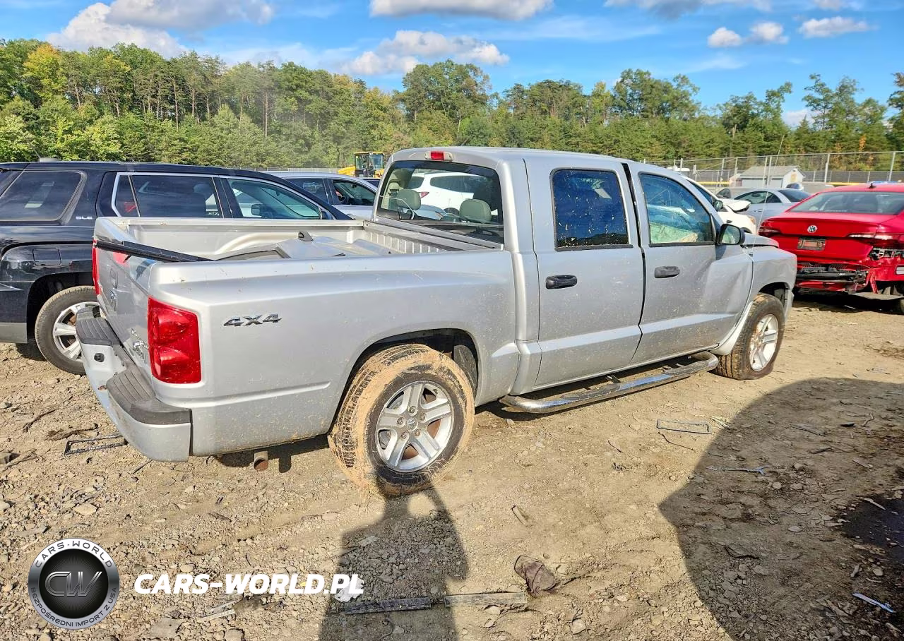 2011 Dodge Dakota Slt VIN:1D7RW3GK1BS537097 - 3
