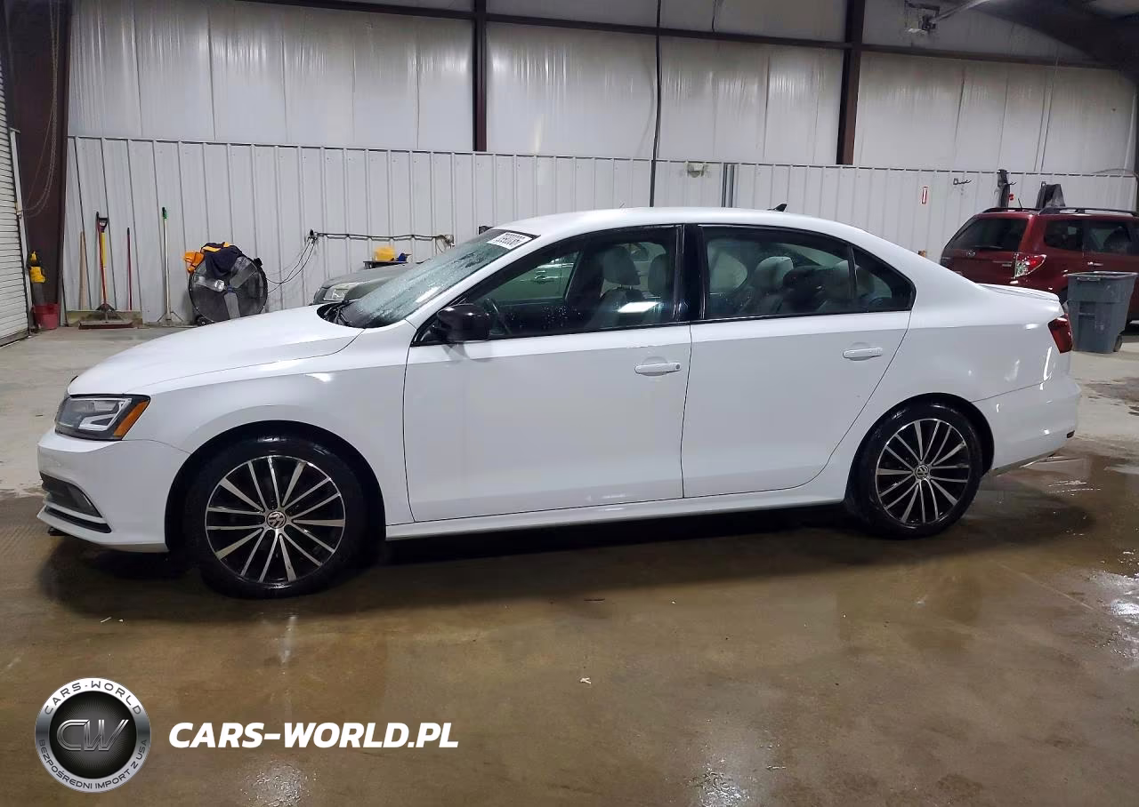 2017 Volkswagen Jetta Sport – zdjęcie 1 z 12
