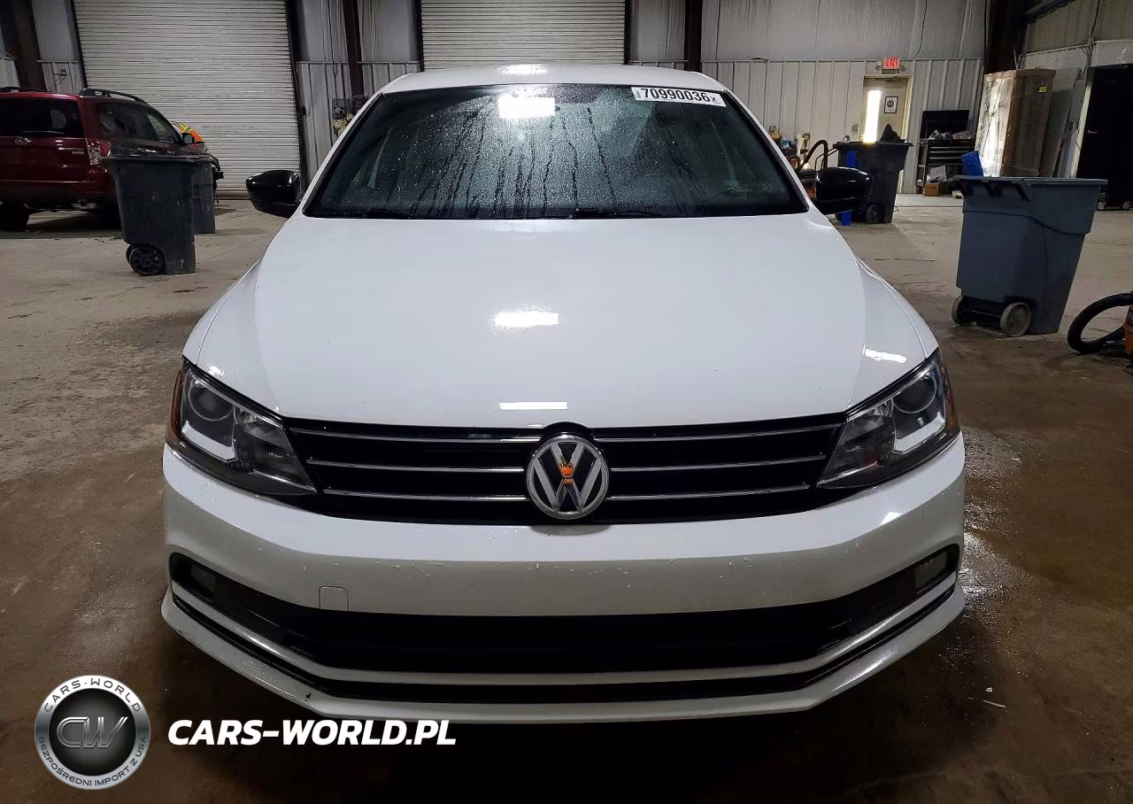2017 Volkswagen Jetta Sport VIN:3VWD17AJ4HM394395 - 5