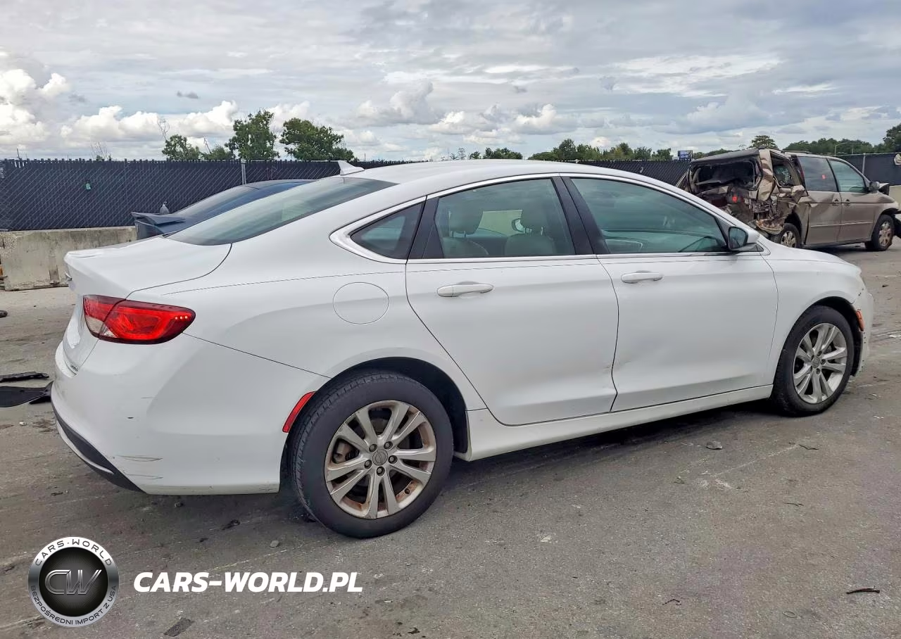 2016 Chrysler 200 Limited VIN:1C3CCCAB2GN191301 - 3