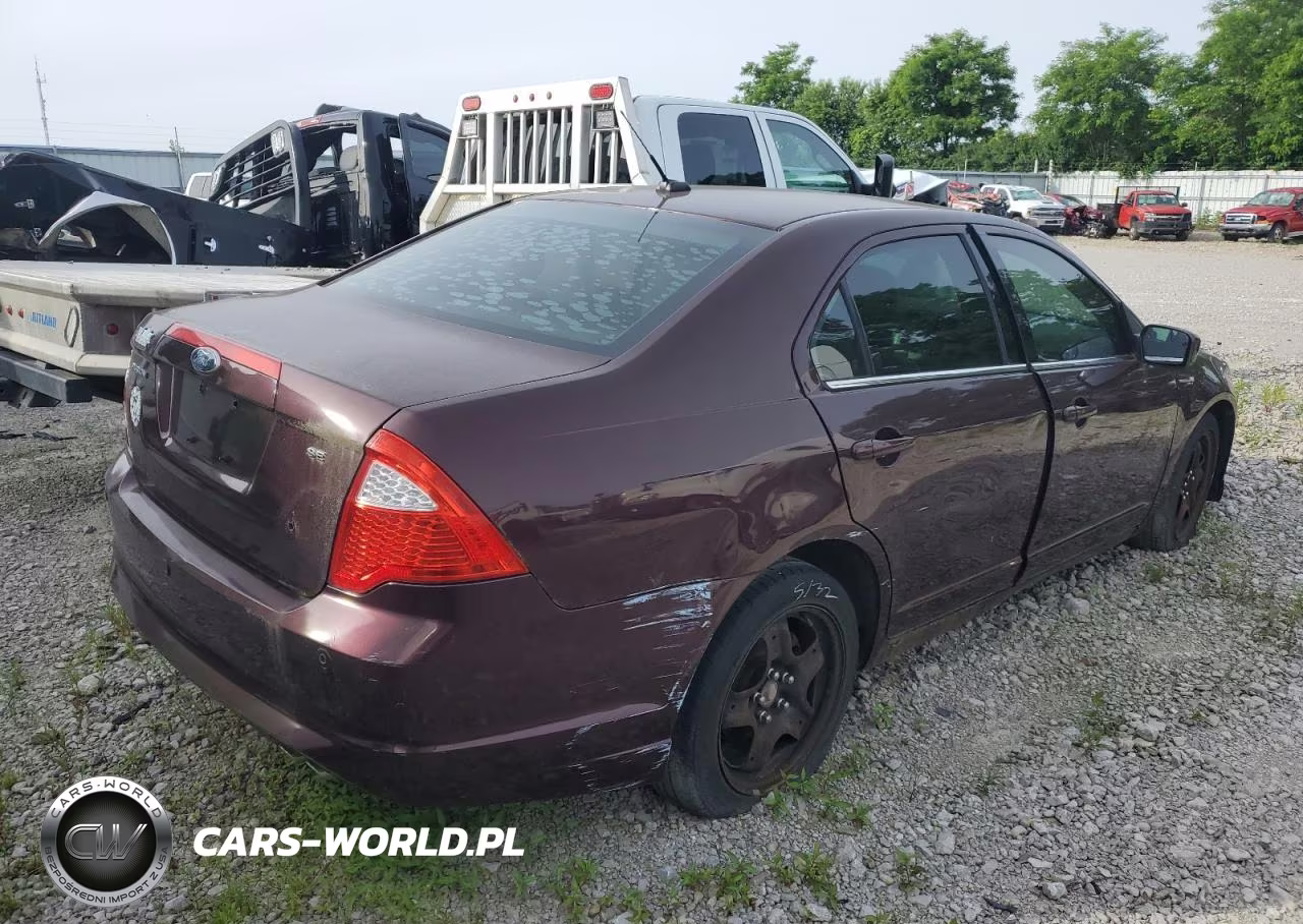 2011 Ford Fusion Se VIN:3FAHP0HA9BR117919 - 3