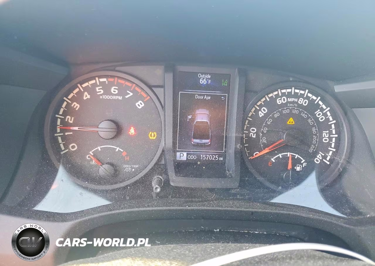 2018 Toyota Tacoma Sr VIN:5TFRX5GN5JX126686 - 9