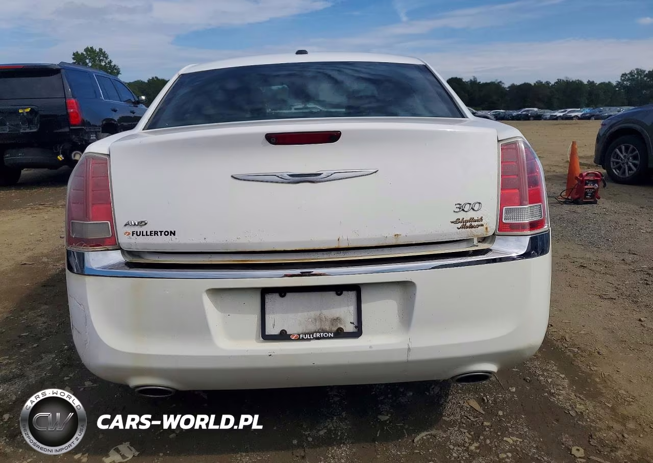 2012 Chrysler 300 Limited VIN:2C3CCAHG2CH147565 - 6