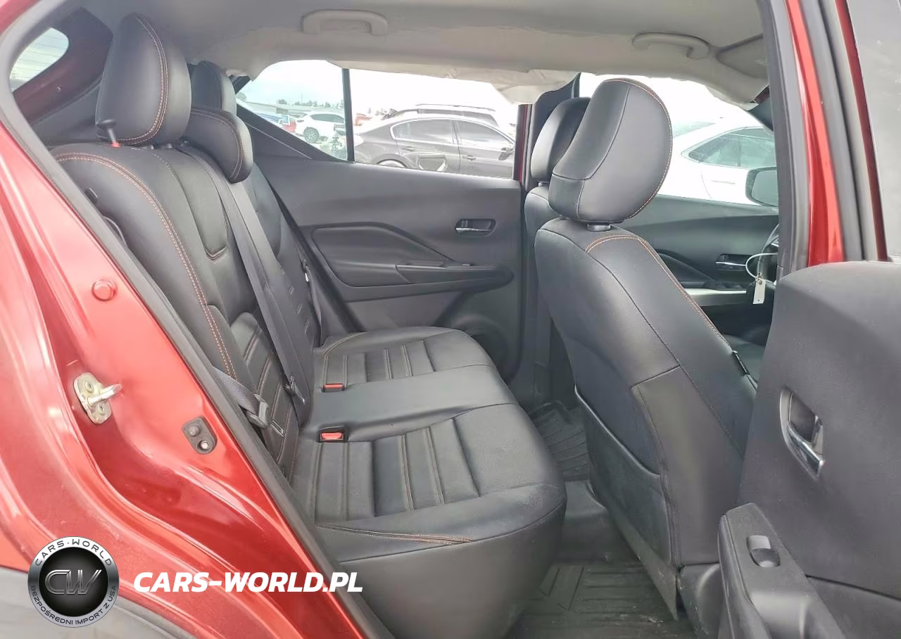 2019 Nissan Kicks Sr VIN:3N1CP5CU8KL513168 - 11