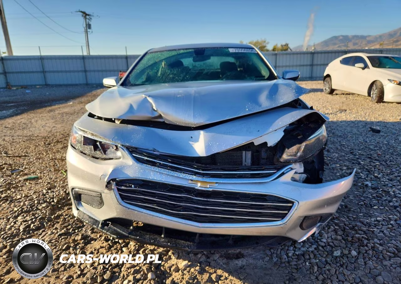 2018 Chevrolet Malibu Lt VIN:1G1ZD5ST7JF247197 - 5