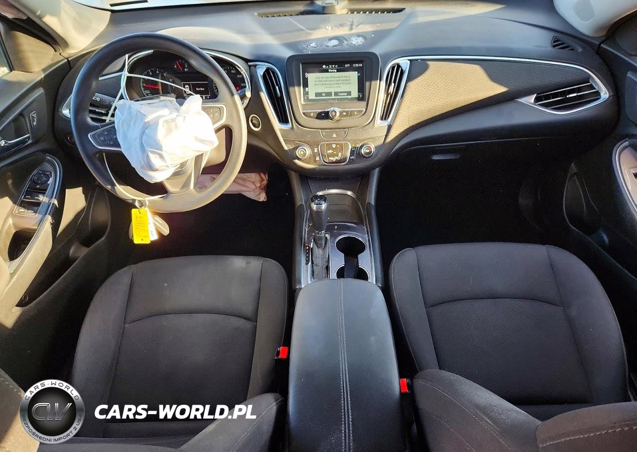 2018 Chevrolet Malibu Lt VIN:1G1ZD5ST7JF247197 - 8