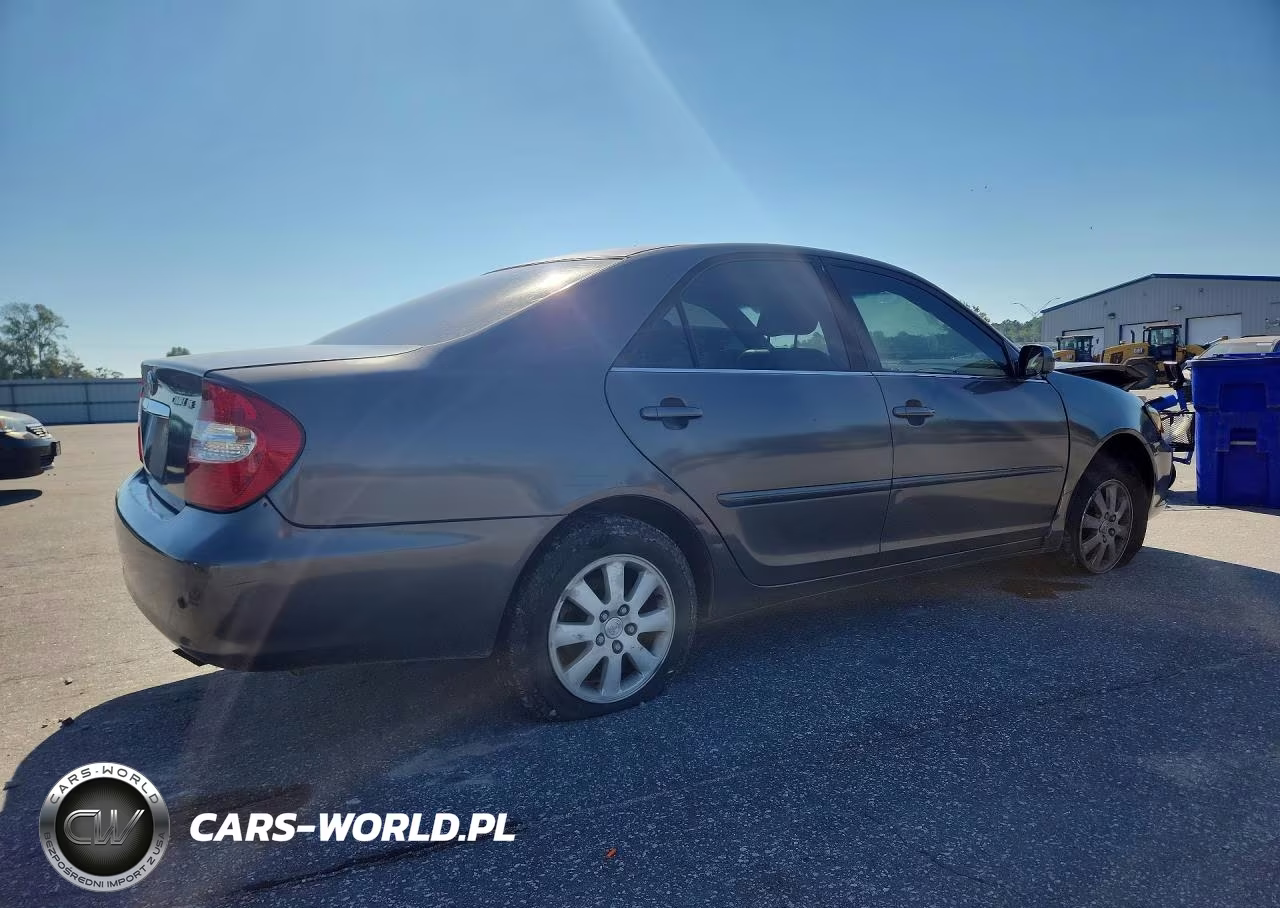2004 Toyota Camry Xle VIN:4T1BE32K54U788584 - 3