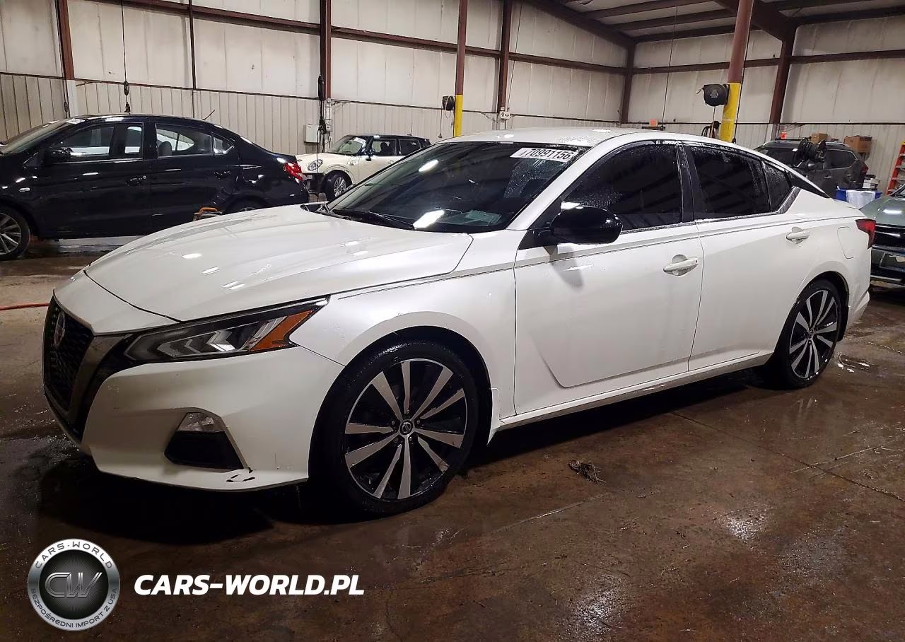 2019 Nissan Altima Sr – zdjęcie 1 z 12