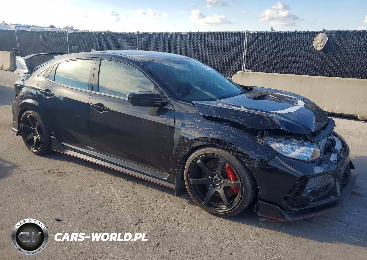 2019 Honda Civic Type-R Touring VIN:SHHFK8G7XKU205754 - 4