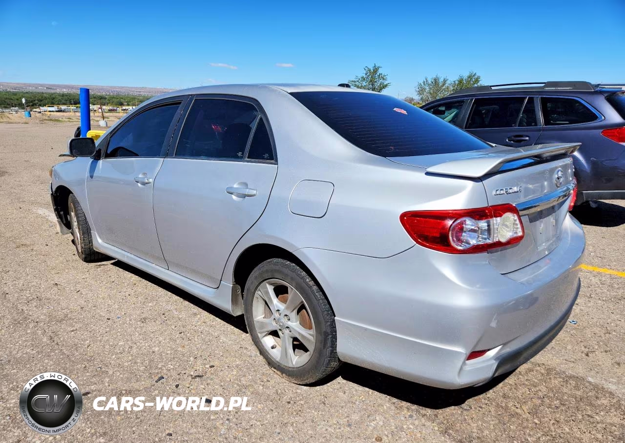 2011 Toyota Corolla S VIN:2T1BU4EEXBC661553 - 2