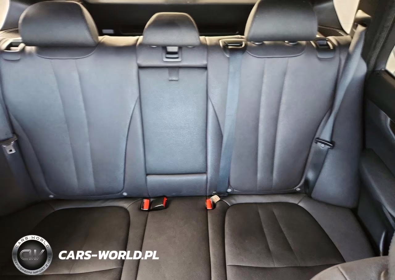 2018 BMW X5 Xdr40E VIN:5UXKT0C5XJ0W02637 - 10