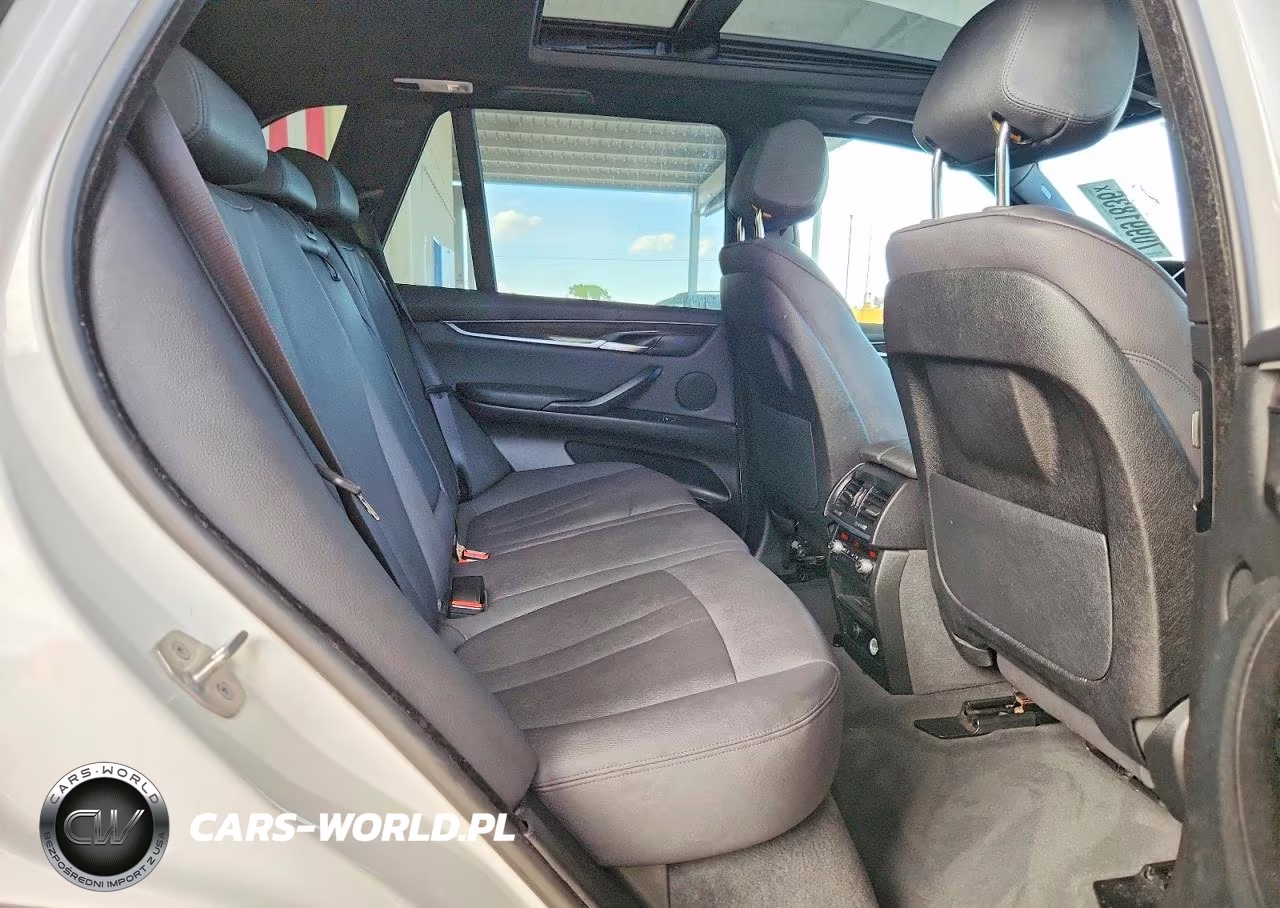 2018 BMW X5 Xdr40E VIN:5UXKT0C5XJ0W02637 - 11