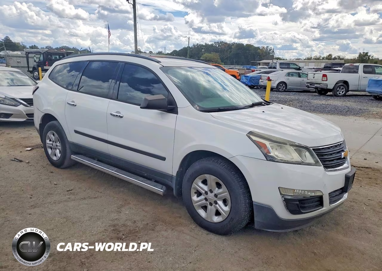 2016 Chevrolet Traverse Ls VIN:1GNKRFKD4GJ216947 - 4