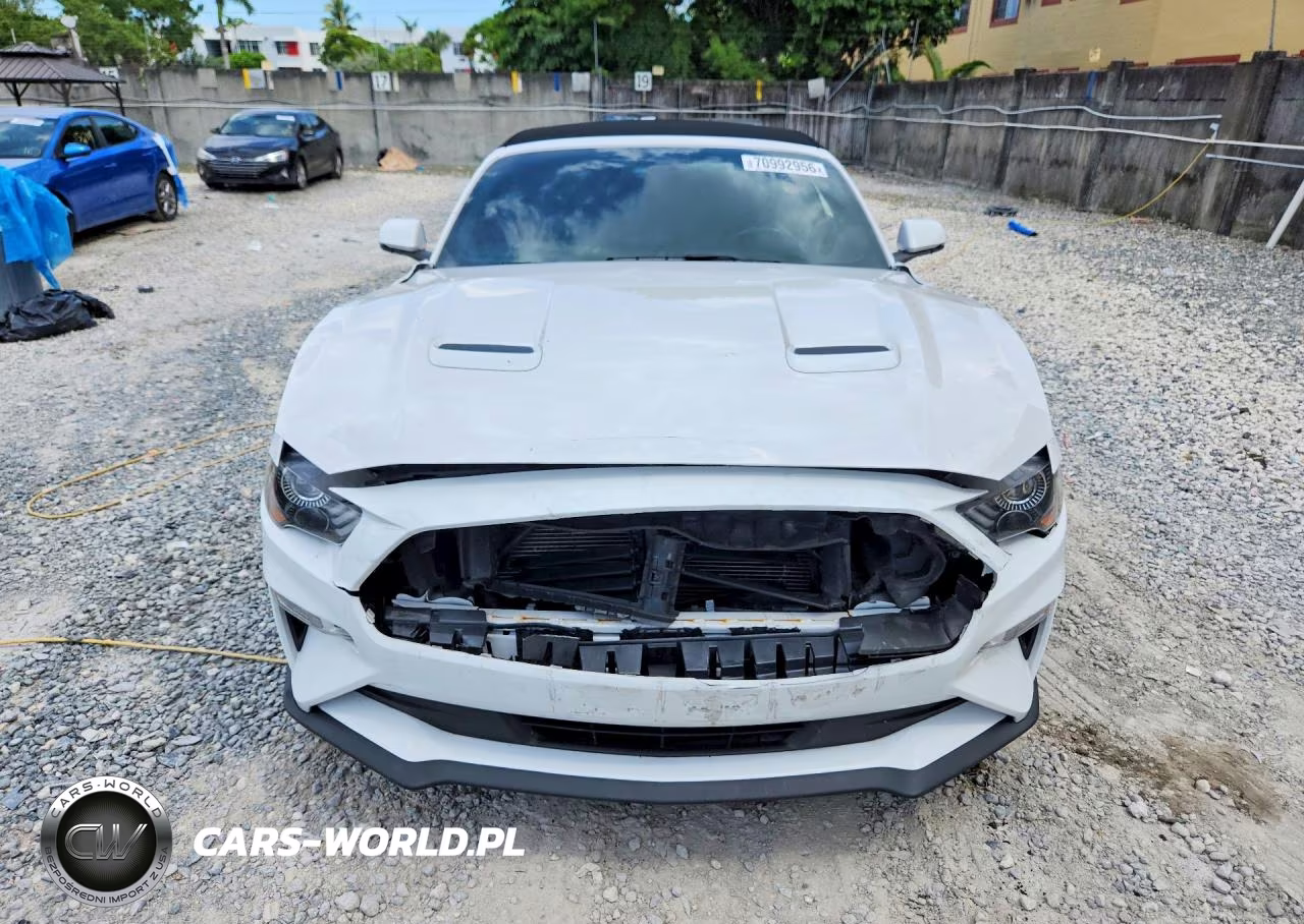 2020 Ford Mustang VIN:1FATP8UH8L5161880 - 5