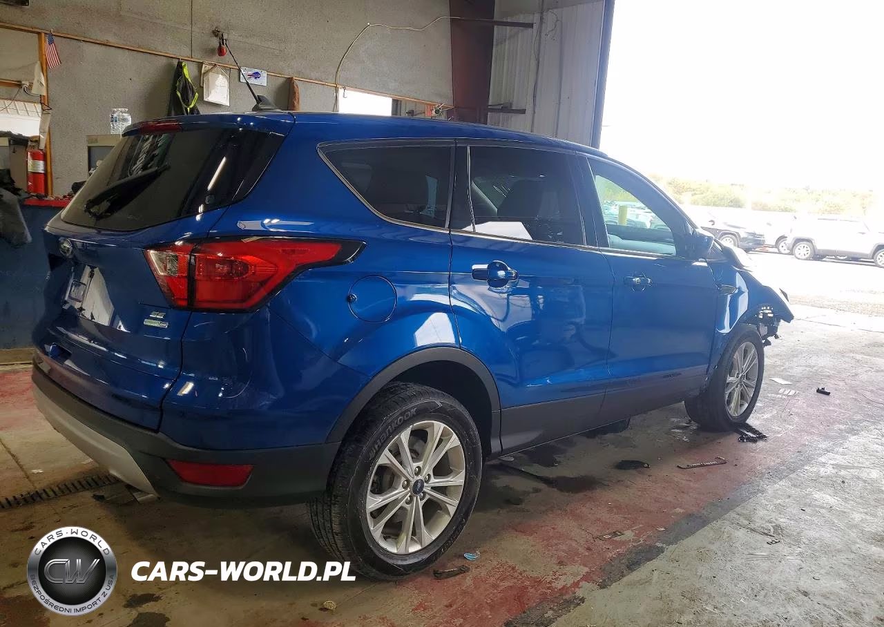 2019 Ford Escape Se VIN:1FMCU9GD7KUA45281 - 3