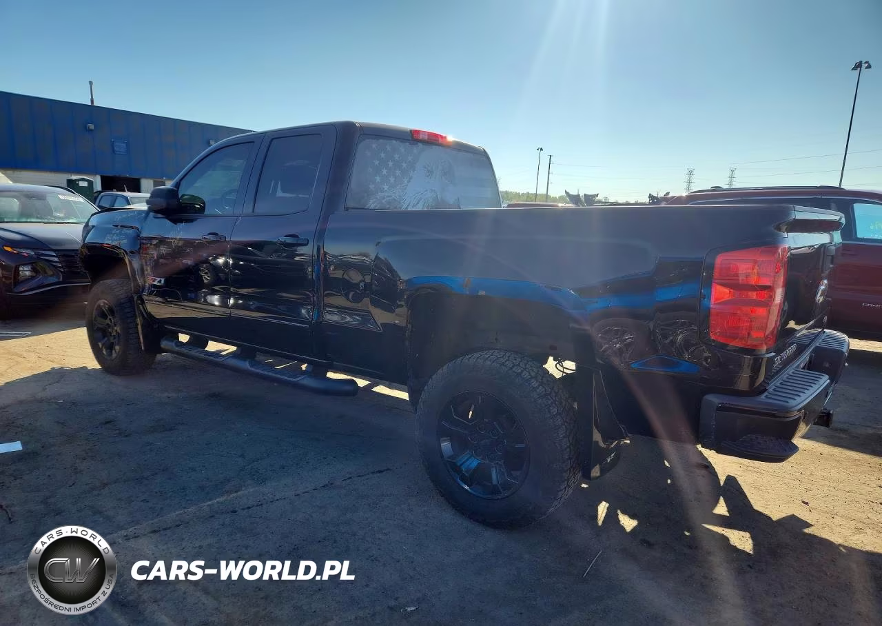 2017 Chevrolet Silverado K1500 Lt VIN:1GCVKREC6HZ323175 - 2