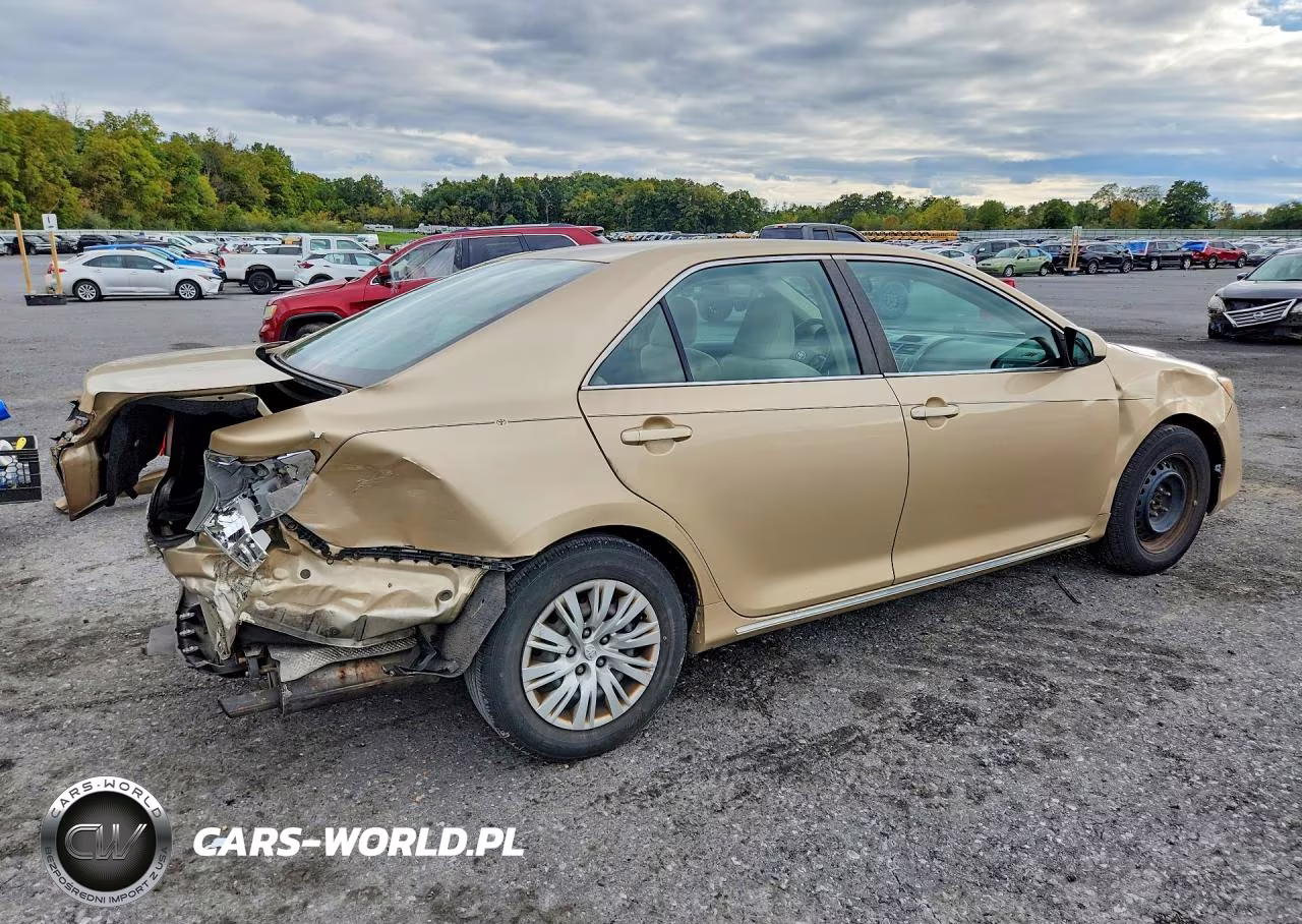 2012 Toyota Camry Le VIN:4T1BF1FK5CU045675 - 3