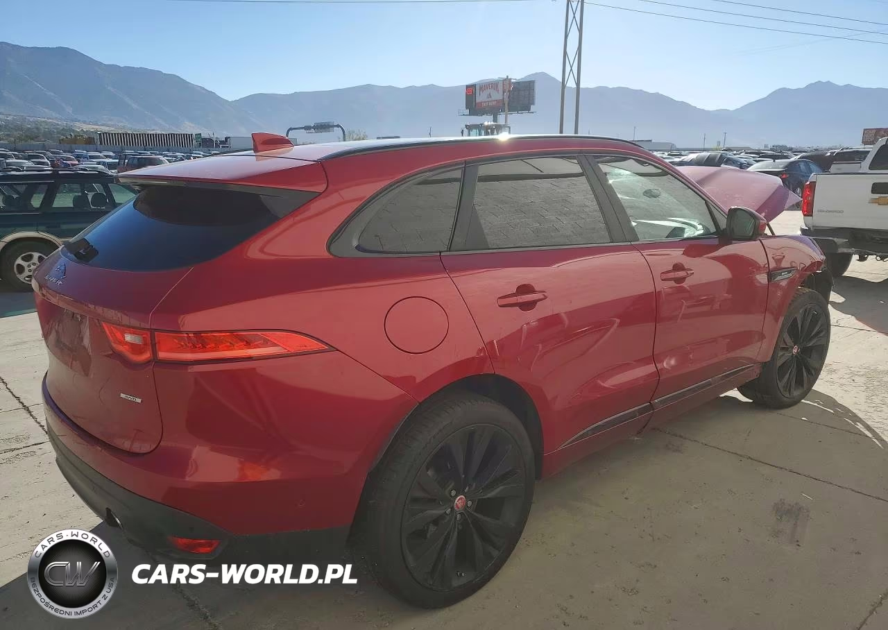 2019 Jaguar F-Pace R - Sport VIN:SADCL2GX6KA352293 - 3