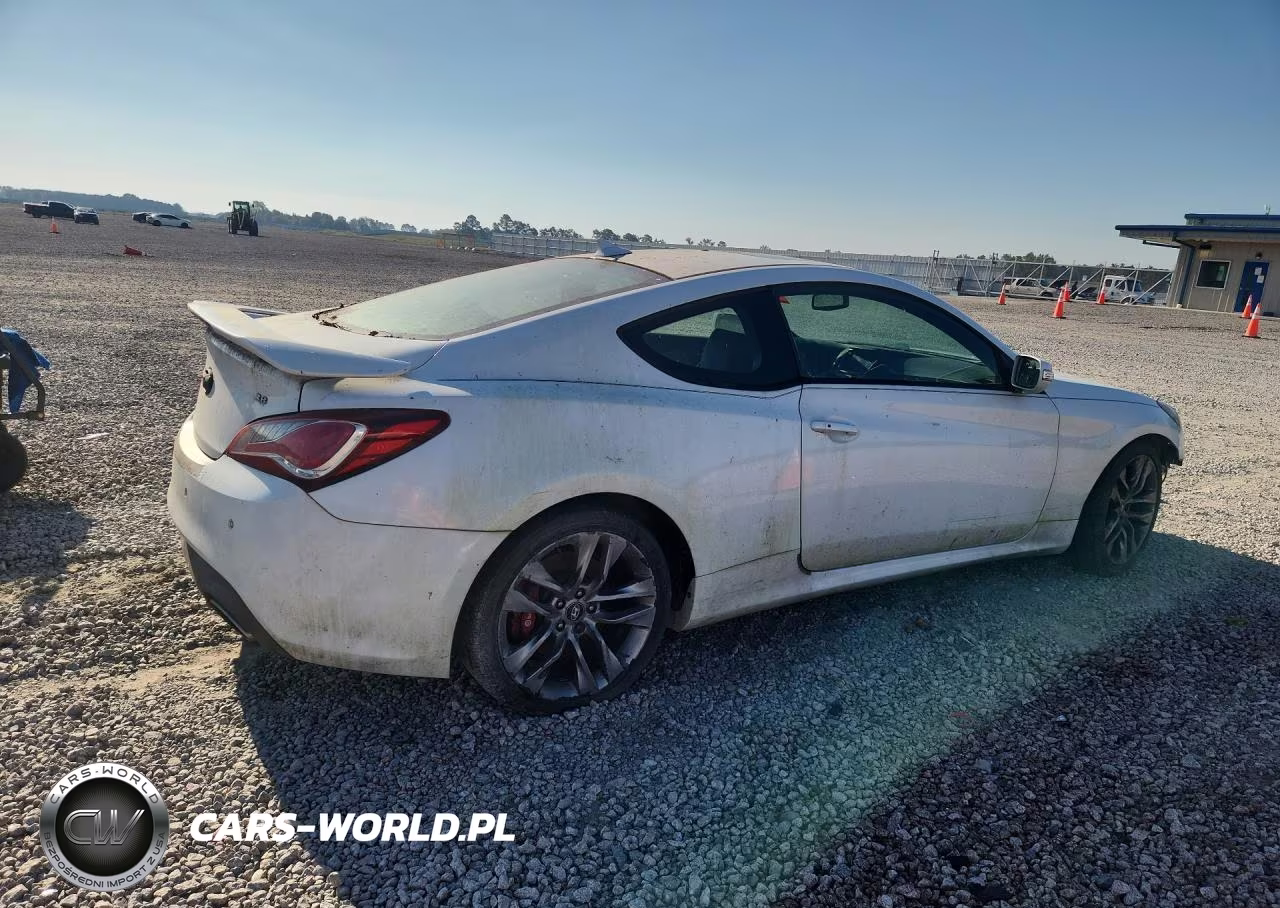 2015 Hyundai Genesis Coupe 3.8 Ultimate VIN:KMHHU6KJ5FU130031 - 3