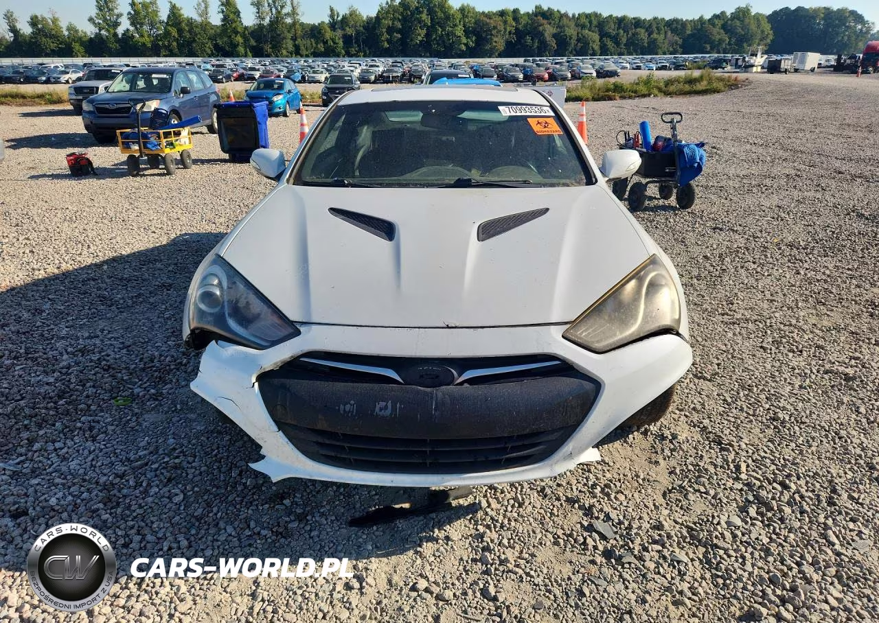 2015 Hyundai Genesis Coupe 3.8 Ultimate VIN:KMHHU6KJ5FU130031 - 5