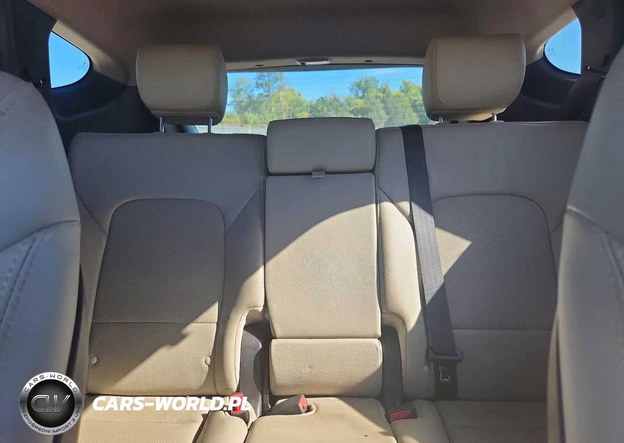 2017 Hyundai Santa Fe Sport 2.0T VIN:5NMZU4LA7HH040062 - 10