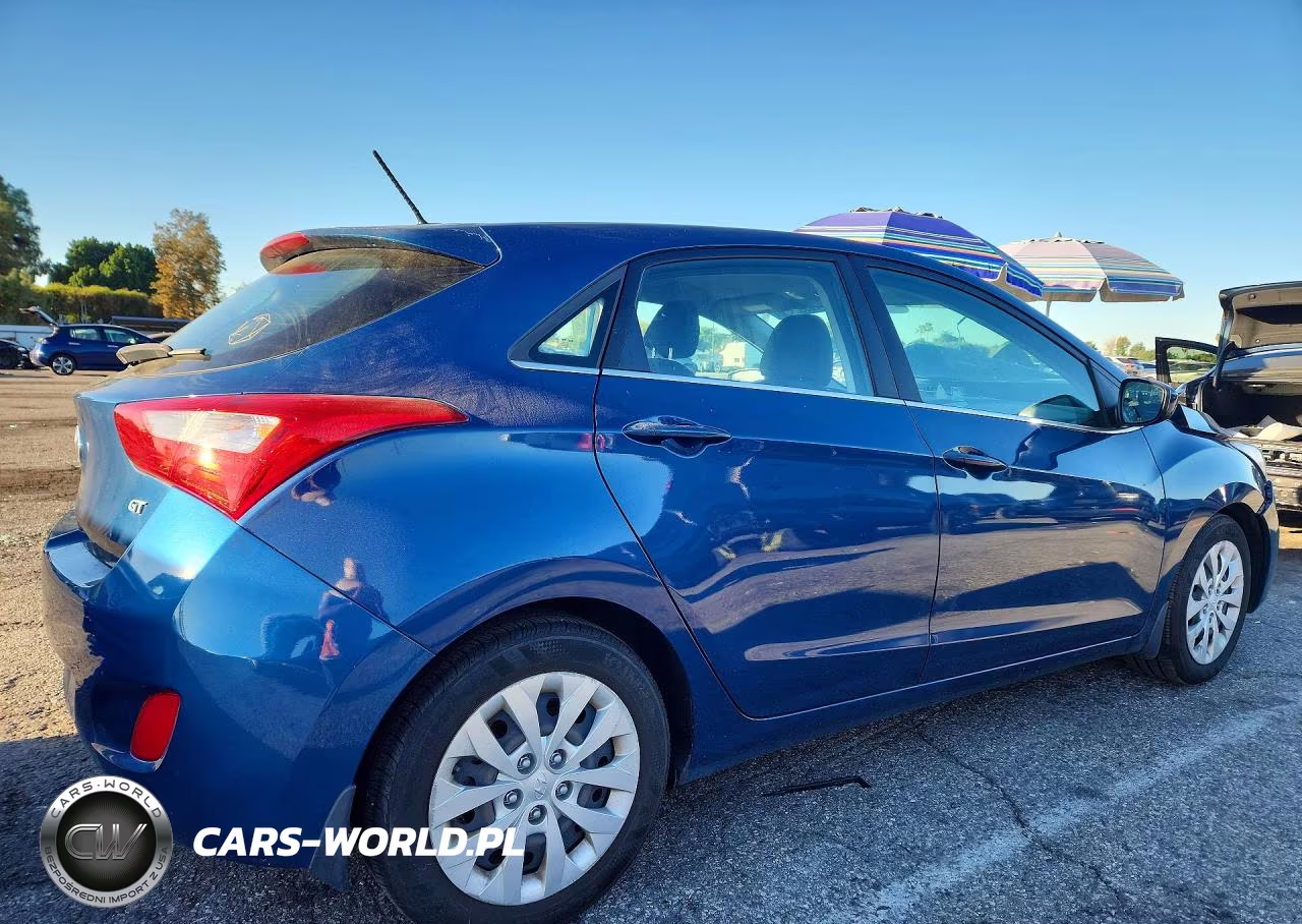 2016 Hyundai Elantra Gt Base VIN:KMHD35LH3GU266618 - 3